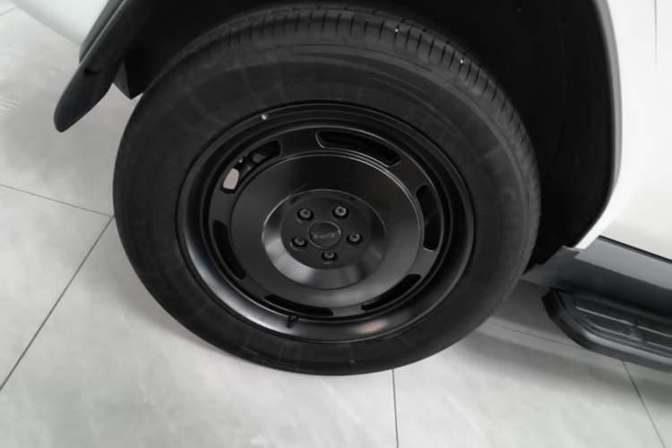 Used iCAR V23 2025 401 Two-Wheel Drive Advanced Edition Right Rear Wheel Hub