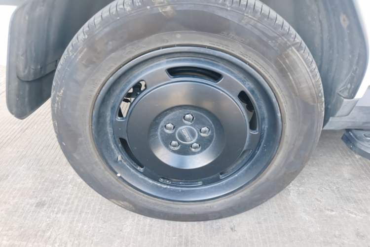 Used iCAR V23 2025 401 Two-Wheel Drive Intelligent Driving Version Right Rear Wheel Hub