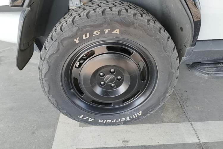 Used iCAR V23 2025 401 Two-Wheel Drive Intelligent Driving Version Right Rear Wheel Hub