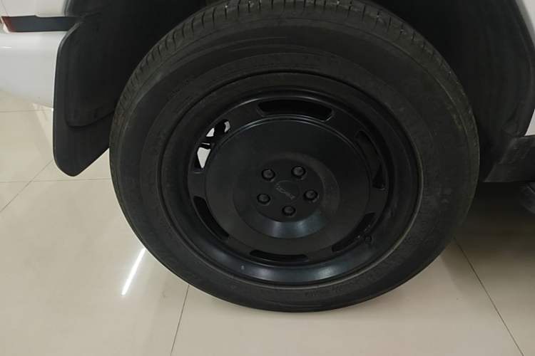 Used iCAR V23 2025 401 Two-Wheel Drive Advanced Edition Right Rear Wheel Hub