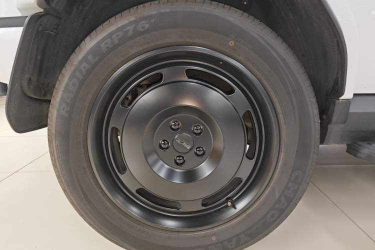 Used iCAR V23 2025 401 Two-Wheel Drive Advanced Edition Right Rear Wheel Hub