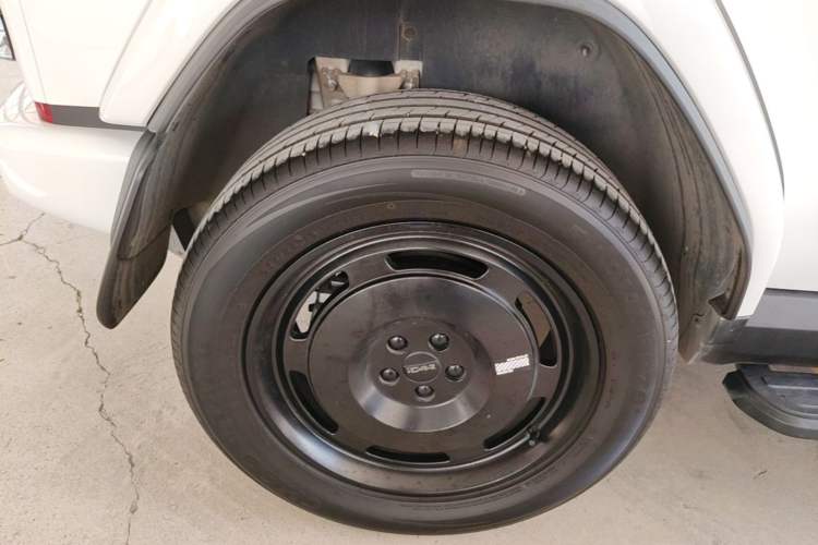 Used iCAR V23 2025 401 Two-Wheel Drive Advanced Edition Right Rear Wheel Hub