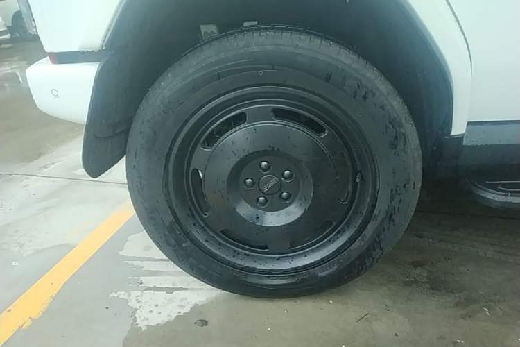 Used iCAR V23 2025 401 Two-Wheel Drive Intelligent Driving Version Right Rear Wheel Hub