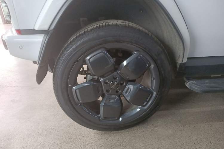 Used iCAR V23 2025 501 Four-Wheel Drive Intelligent Driving Version Right Rear Wheel Hub