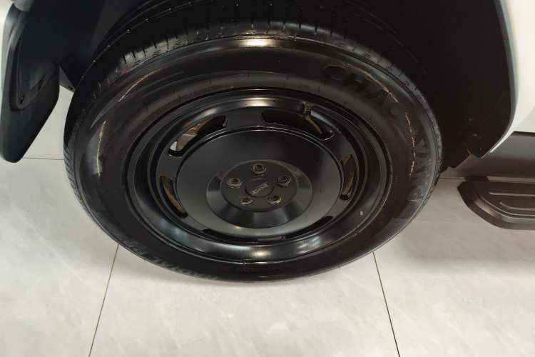 Used iCAR V23 2025 401 Two-Wheel Drive Intelligent Driving Version Right Rear Wheel Hub