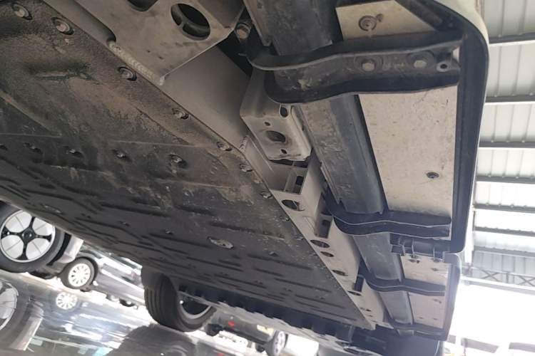 Used iCAR V23 2025 401 Two-Wheel Drive Intelligent Driving Version Right Side Sill