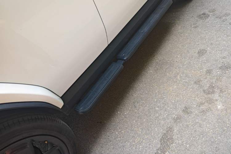 Used iCAR V23 2025 501 Four-Wheel Drive Advanced Version Right Side Sill