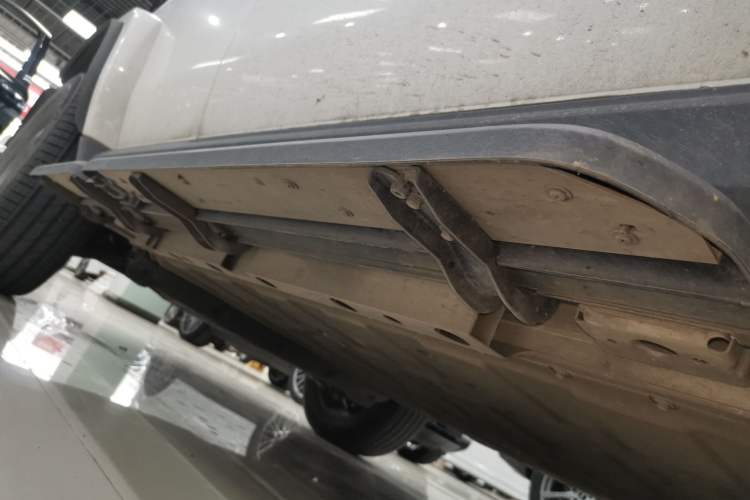 Used iCAR V23 2025 401 Two-Wheel Drive Intelligent Driving Version Right Side Sill