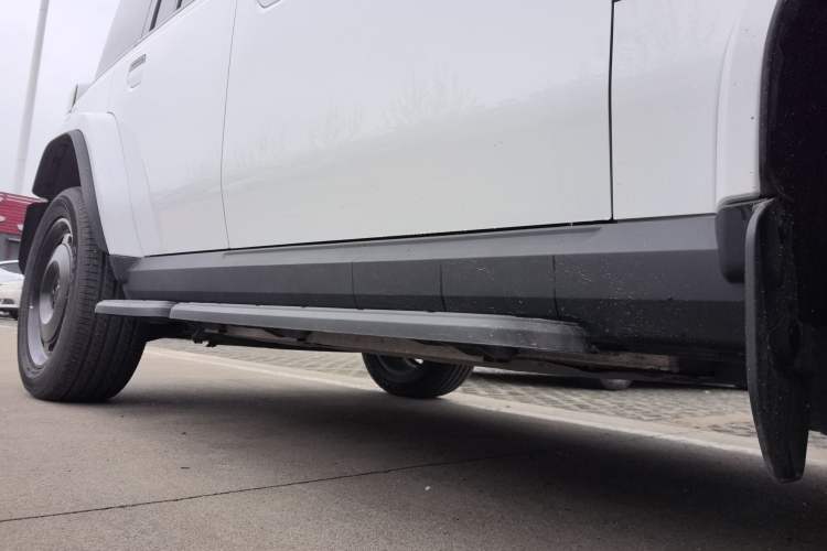 Used iCAR V23 2025 401 Two-Wheel Drive Advanced Edition Right Side Sill