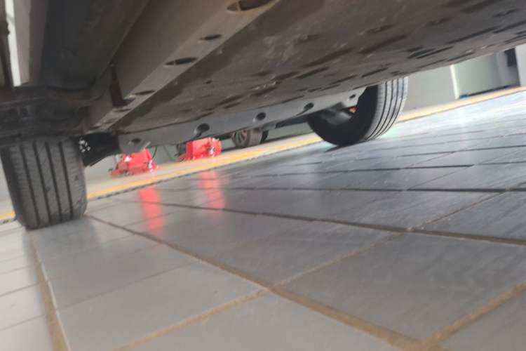 Used iCAR V23 2025 401 Two-Wheel Drive Advanced Edition Right Side Sill