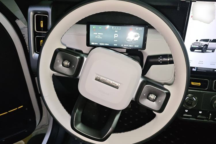 Used iCAR V23 2025 501 Four-Wheel Drive Intelligent Driving Version Steering Wheel