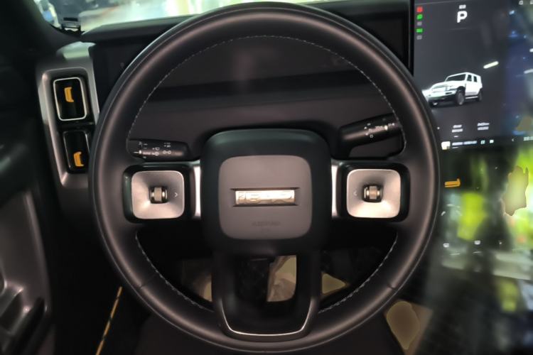 Used iCAR V23 2025 401 Two-Wheel Drive Intelligent Driving Version Steering Wheel