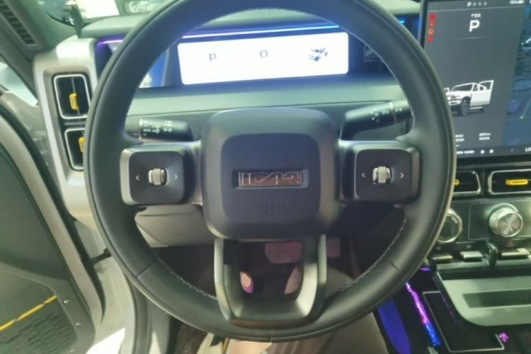 Used iCAR V23 2025 501 Four-Wheel Drive Advanced Version Steering Wheel