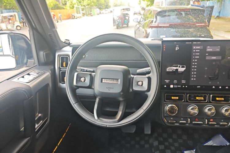 Used iCAR V23 2025 501 Four-Wheel Drive Advanced Version Steering Wheel