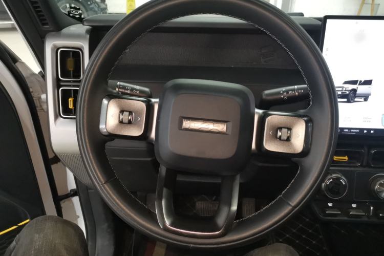 Used iCAR V23 2025 401 Two-Wheel Drive Intelligent Driving Version Steering Wheel