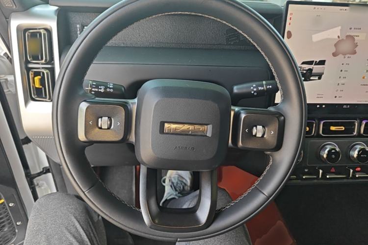 Used iCAR V23 2025 401 Two-Wheel Drive Intelligent Driving Version Steering Wheel