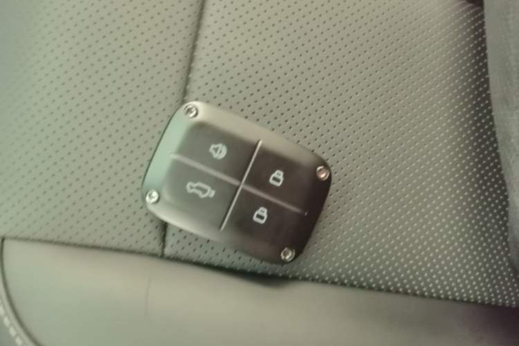 Used iCAR V23 2025 501 Four-Wheel Drive Advanced Version Vehicle Key