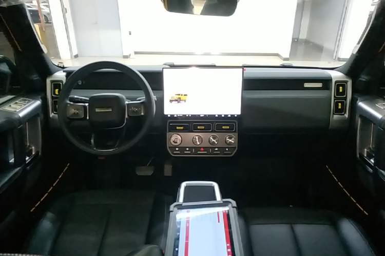 Used iCAR V23 2025 401 Two-Wheel Drive Advanced Edition Center Console
