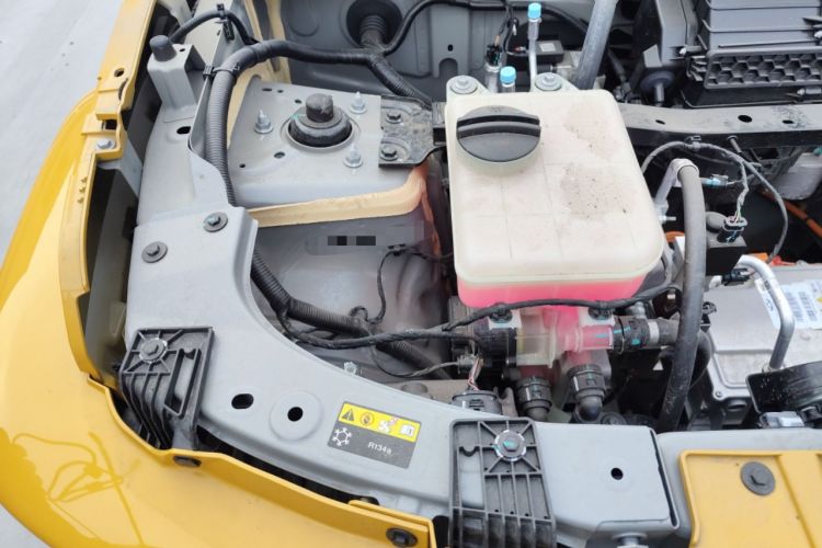 Used iCAR V23 2025 401 Two-Wheel Drive Advanced Edition Engine Bay Right