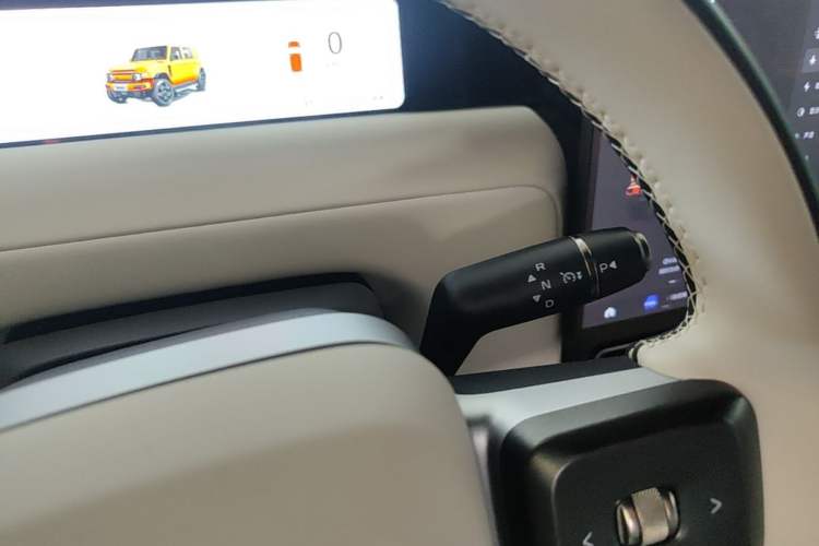 Used iCAR V23 2025 501 Four-Wheel Drive Intelligent Driving Version Gear Lever