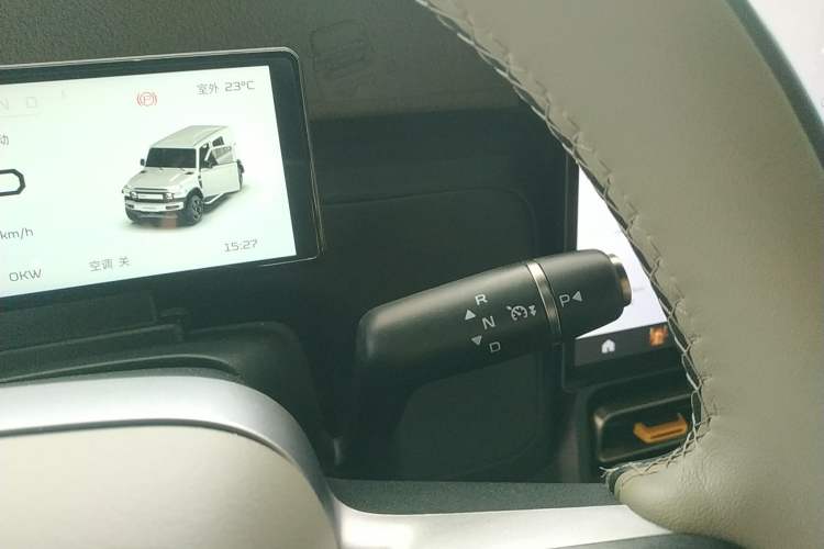 Used iCAR V23 2025 501 Four-Wheel Drive Intelligent Driving Version Gear Lever