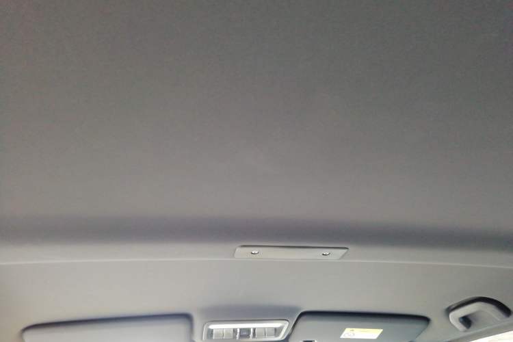 Used iCAR V23 2025 401 Two-Wheel Drive Intelligent Driving Version Headliner