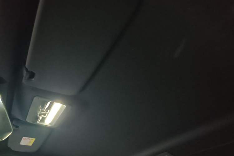 Used iCAR V23 2025 401 Two-Wheel Drive Advanced Edition Headliner