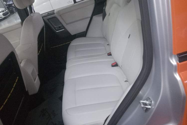 Used iCAR V23 2025 401 Two-Wheel Drive Intelligent Driving Version Interior 4