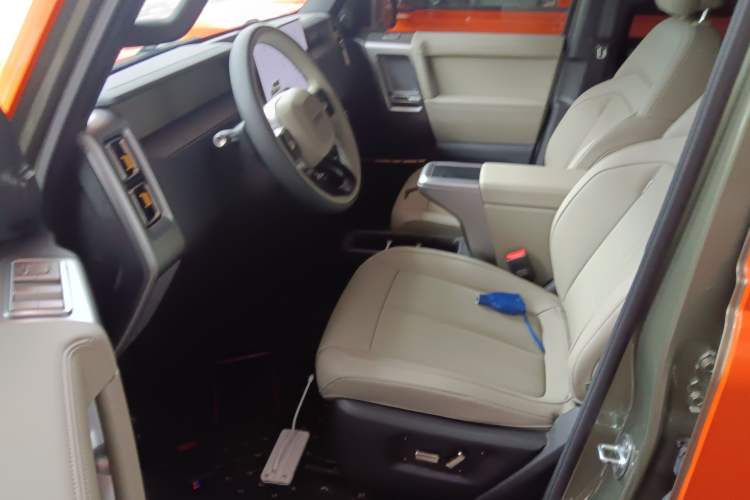 Used iCAR V23 2025 501 Four-Wheel Drive Intelligent Driving Version Left Front Seat
