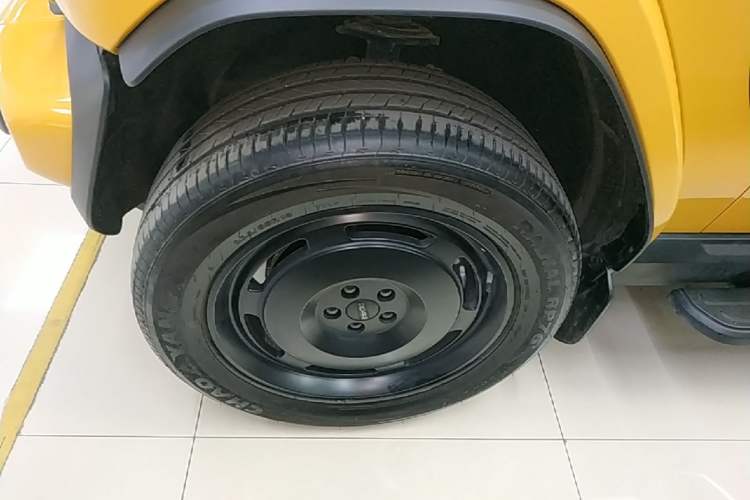 Used iCAR V23 2025 401 Two-Wheel Drive Advanced Edition Left Front Wheel Hub
