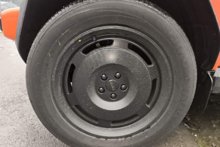 Used iCAR V23 2025 401 Two-Wheel Drive Advanced Edition Left Front Wheel Hub