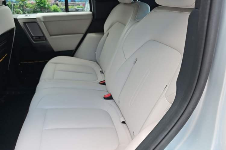 Used iCAR V23 2025 401 Two-Wheel Drive Advanced Edition Left Rear Seat