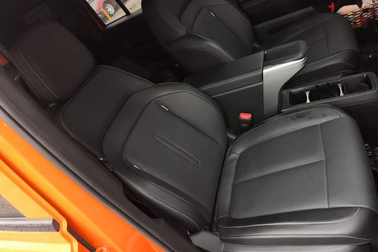 Used iCAR V23 2025 401 Two-Wheel Drive Advanced Edition Right Front Seat