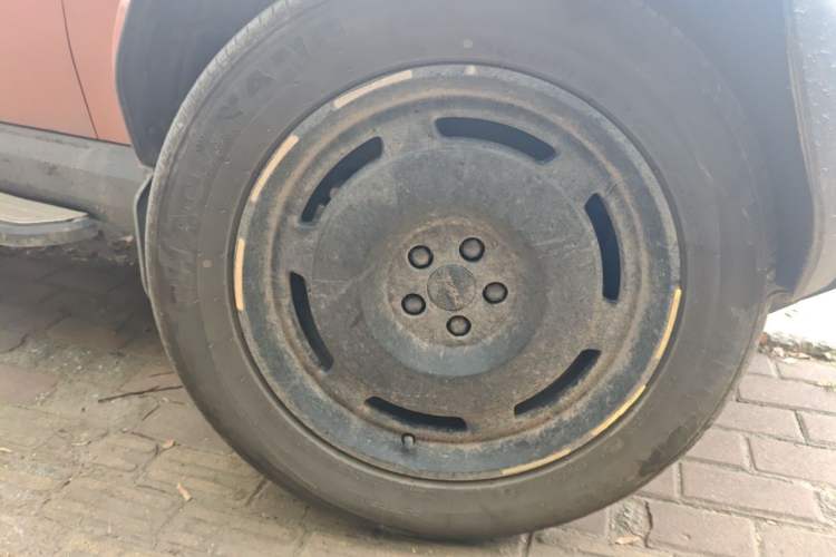 Used iCAR V23 2025 401 Two-Wheel Drive Advanced Edition Right Front Wheel Hub