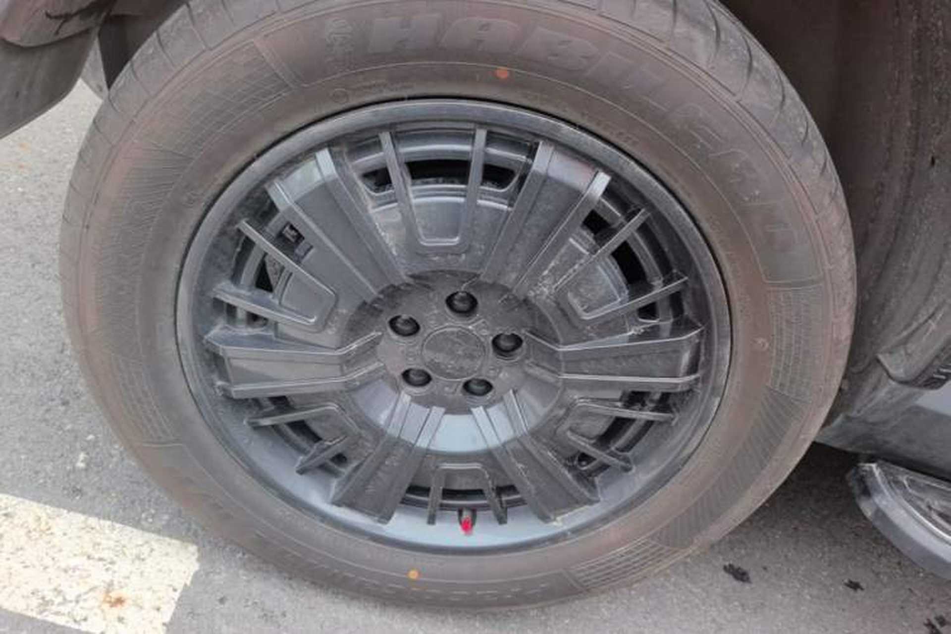 Used iCAR V23 2025 401 Two-Wheel Drive Advanced Edition Right Rear Wheel Hub