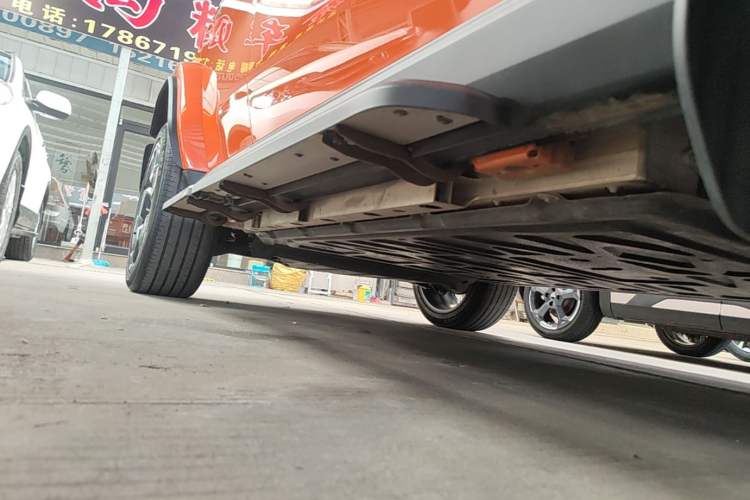 Used iCAR V23 2025 501 Four-Wheel Drive Intelligent Driving Version Right Side Sill