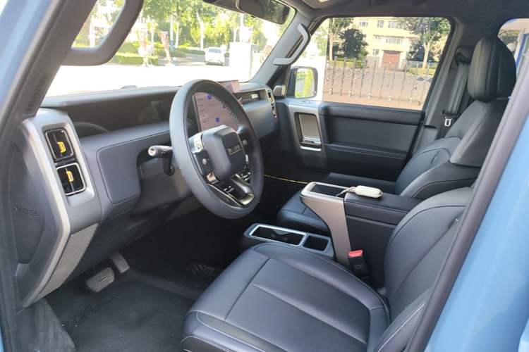 Used iCAR V23 2026 Model 401 Two-Wheel Drive Super Sports Edition Driver Seat