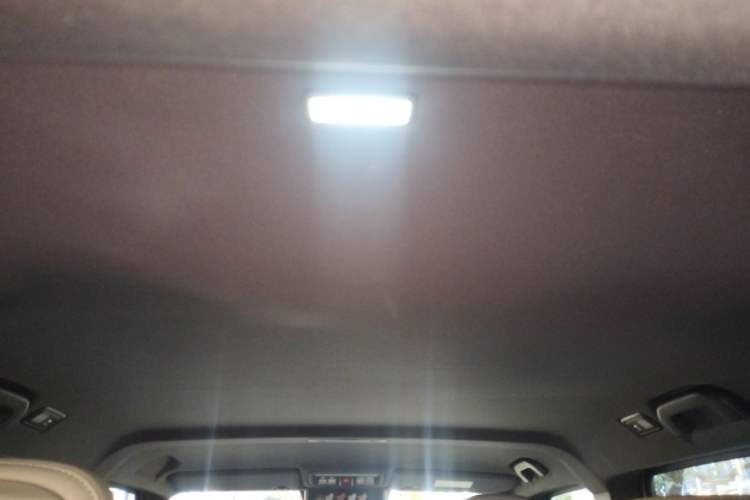 Used iCAR V23 2026 Model 550 Two-Wheel Drive Super Sports Edition Headliner