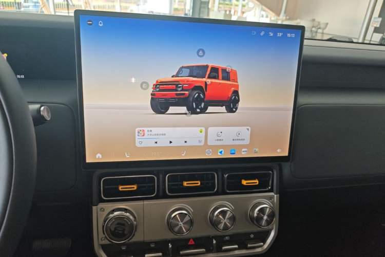 Used iCAR V23 2026 Model V23S 501 Four-Wheel Drive Peak Performance Edition Audio And AC Panel