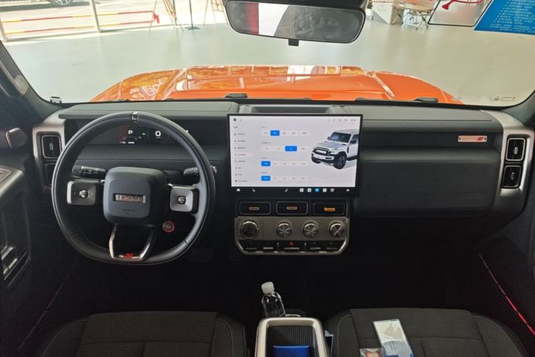 Used iCAR V23 2026 Model V23S 501 Four-Wheel Drive Peak Performance Edition Center Console