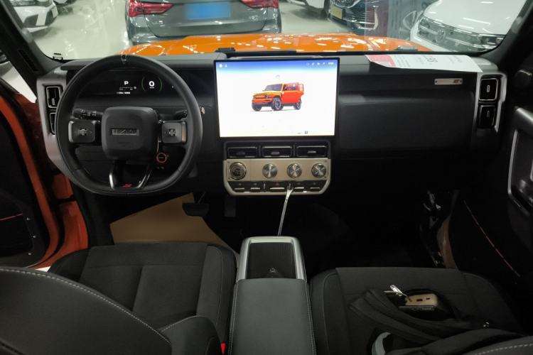 Used iCAR V23 2026 Model V23S 501 Four-Wheel Drive Peak Performance Edition Center Console