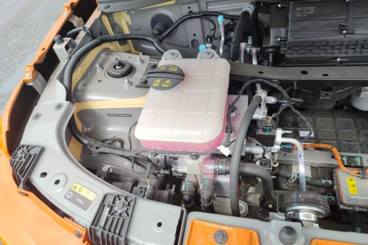 Used iCAR V23 2026 Model V23S 501 Four-Wheel Drive Peak Performance Edition Engine Bay Right