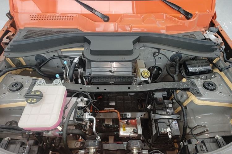 Used iCAR V23 2026 Model V23S 501 Four-Wheel Drive Peak Performance Edition Engine Bay