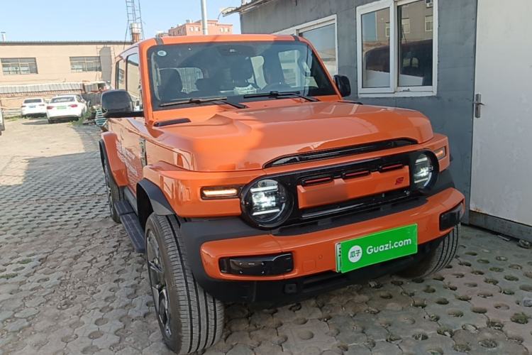 Used iCAR V23 2026 Model V23S 501 Four-Wheel Drive Peak Performance Edition Front Right 45 Deg