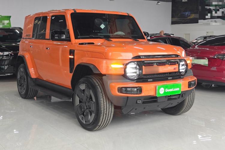 Used iCAR V23 2026 Model V23S 501 Four-Wheel Drive Peak Performance Edition Front Right 45 Deg
