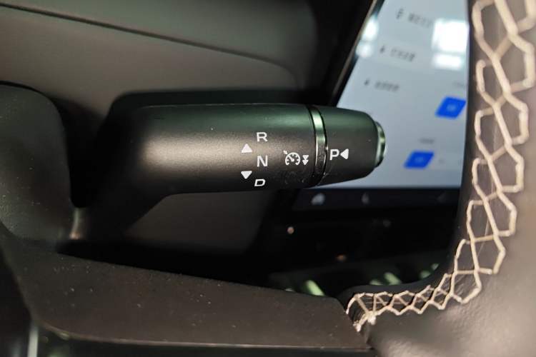 Used iCAR V23 2026 Model V23S 501 Four-Wheel Drive Peak Performance Edition Gear Lever