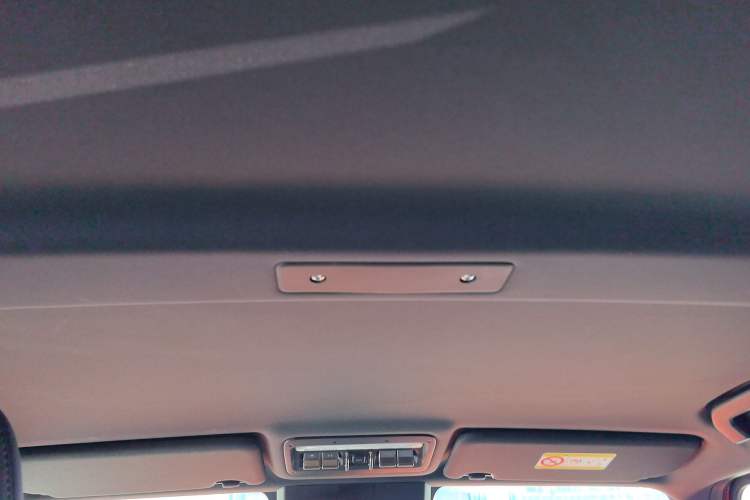 Used iCAR V23 2026 Model V23S 501 Four-Wheel Drive Peak Performance Edition Headliner