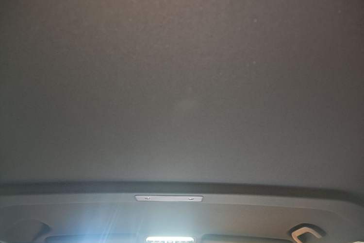Used iCAR V23 2026 Model V23S 501 Four-Wheel Drive Peak Performance Edition Headliner