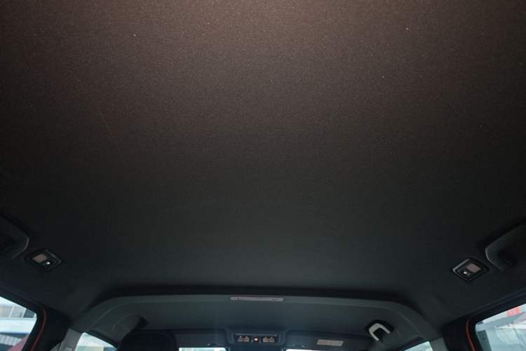 Used iCAR V23 2026 Model V23S 501 Four-Wheel Drive Peak Performance Edition Headliner