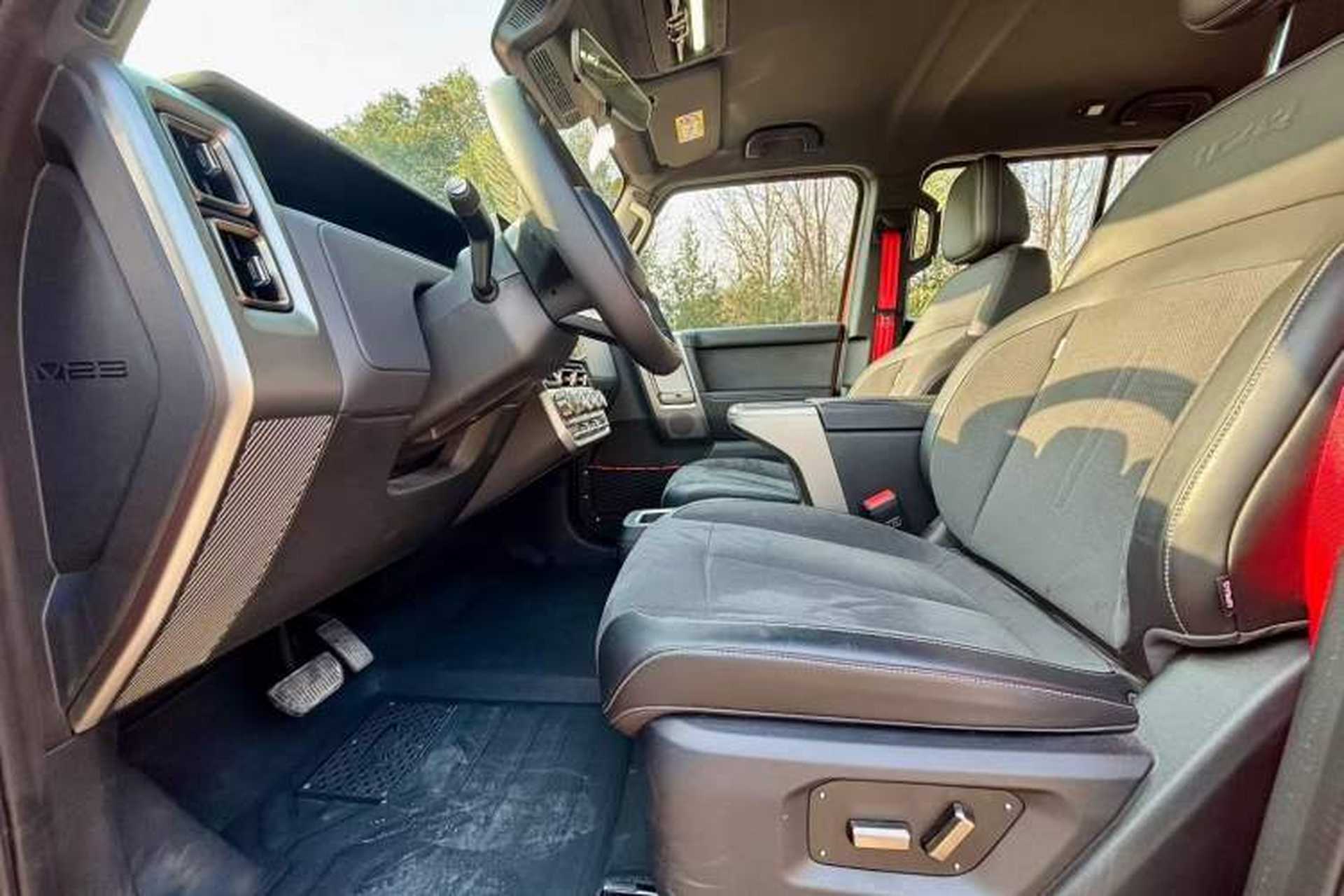 Used iCAR V23 2026 Model V23S 501 Four-Wheel Drive Peak Performance Edition Interior 2